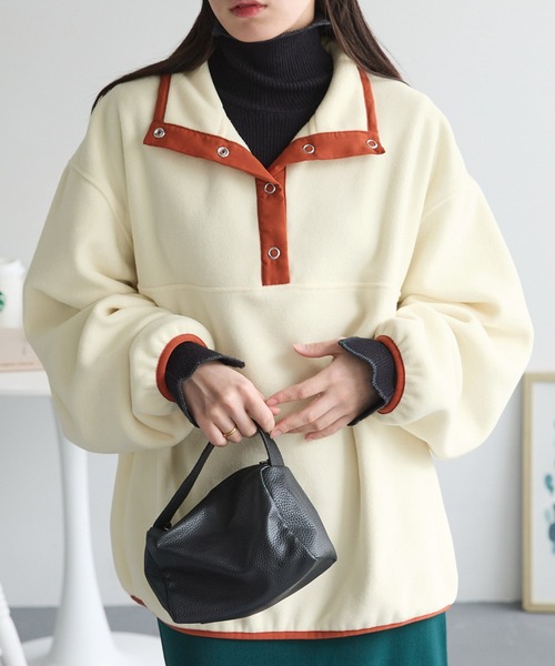 Chaco closet(チャコ クローゼット)の「バイカラーリングスナップボタン付きフリースプルオーバー(スウェット・レディース・アイボリー/ベージュ/パープル/グリーン/グレー/ブラック/オレンジ/ライトグレー・FREE)」の9枚目の写真