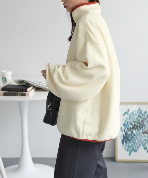 Chaco closet(チャコ クローゼット)の「バイカラーリングスナップボタン付きフリースプルオーバー(スウェット・レディース・アイボリー/ベージュ/パープル/グリーン/グレー/ブラック/オレンジ/ライトグレー・FREE)」の17枚目の写真