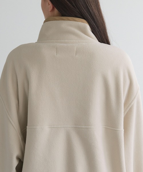 Chaco closet(チャコ クローゼット)の「バイカラーリングスナップボタン付きフリースプルオーバー(スウェット・レディース・アイボリー/ベージュ/パープル/グリーン/グレー/ブラック/オレンジ/ライトグレー・FREE)」の11枚目の写真