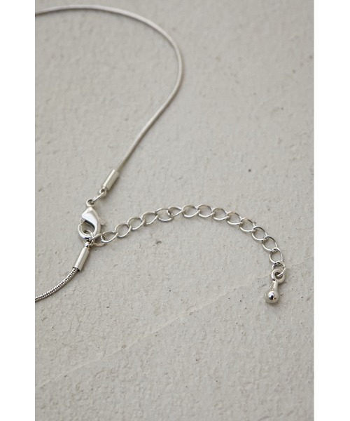 AZUL by moussy（アズールバイマウジー）の「PETIT POLE CHARM NECKLACE/プチポールチェーンネックレス（ネックレス・レディース・ゴールド系その他/シルバー・FREE）」の8枚目の写真