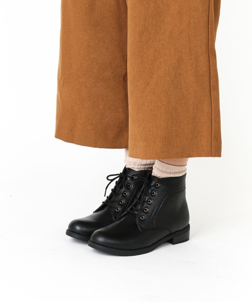 晴雨兼用のレースアップブーツ「生活防水タイプ」（レインシューズ