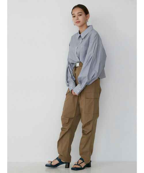 MURUA（ムルーア）の「カーブカーゴパンツ（カーゴパンツ・レディース・ブラック/カーキ・2/1）」の5枚目の写真