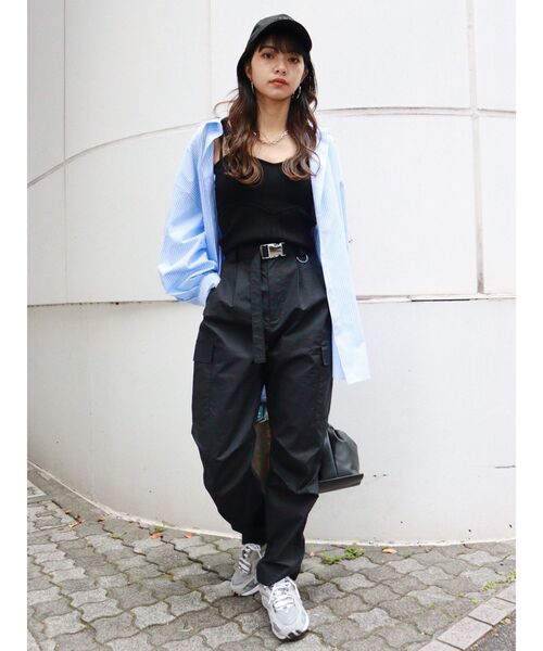 MURUA（ムルーア）の「カーブカーゴパンツ（カーゴパンツ・レディース・ブラック/カーキ・2/1）」の16枚目の写真