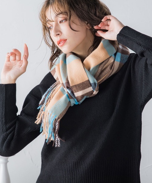 ketty（ケティ）の「タータンチェックストール（マフラー・レディース・ブラウン系その他/ダークベージュ/ブルー系その他/ホワイト系その他・FREE）」の3枚目の写真