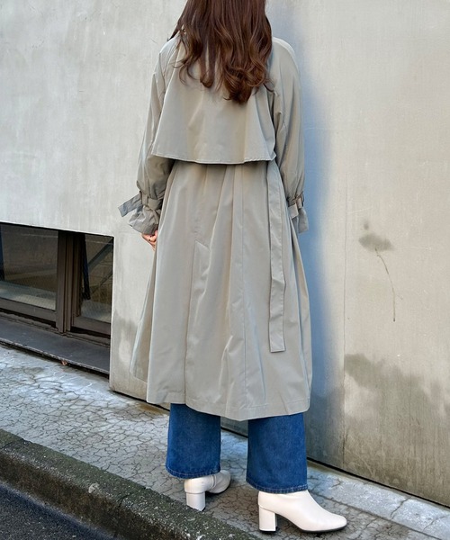 INGNI（イング）の「スタンドカラートレンチコート／A（トレンチコート・レディース・ベージュ/ライトベージュ/ライトカーキ・M）」の5枚目の写真