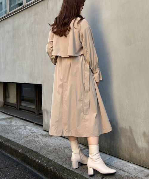 INGNI（イング）の「スタンドカラートレンチコート／A（トレンチコート・レディース・ベージュ/ライトベージュ/ライトカーキ・M）」の14枚目の写真