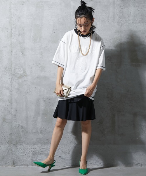 GEVS.（ジェイヴィス）の「＜大きいサイズ＞ 配色ステッチエンボス加工Tシャツ GEVS.（Tシャツ/カットソー・レディース・ブラック/オフホワイト・L/LL/3L/4L/5L）」の22枚目の写真