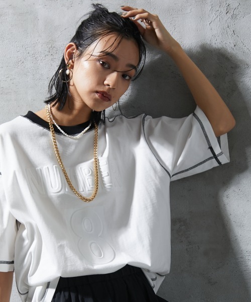 GEVS.（ジェイヴィス）の「＜大きいサイズ＞ 配色ステッチエンボス加工Tシャツ GEVS.（Tシャツ/カットソー・レディース・ブラック/オフホワイト・L/LL/3L/4L/5L）」の20枚目の写真
