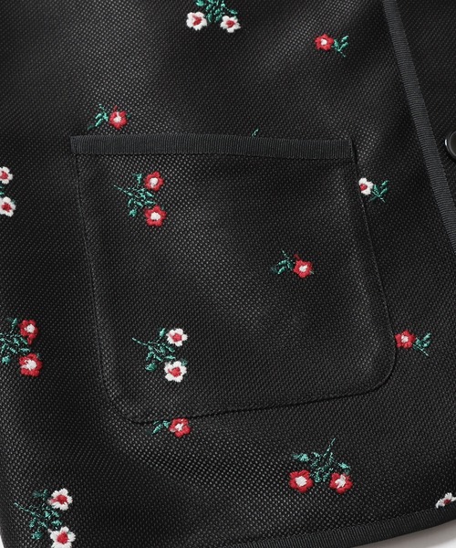 TICCA(ティッカ)の「TICCA/ティッカ フラワーエンブロイダリーベスト フラワー 刺繍ベスト 総柄(ベスト・レディース・ブラック・FREE)」の13枚目の写真