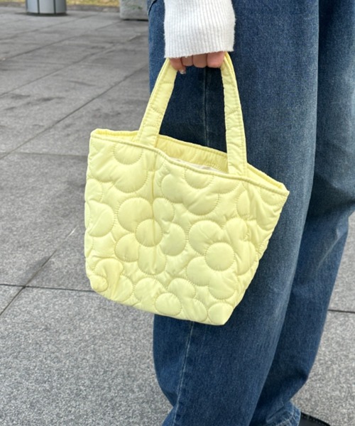 kutir（クティール）の「フラワーキルティングハンドバッグ（ハンドバッグ・レディース・ブルー系その他/イエロー/ライトグリーン/ホワイト/ピンク系その他・FREE）」の19枚目の写真