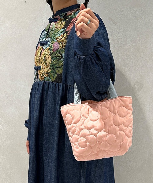 kutir（クティール）の「フラワーキルティングハンドバッグ（ハンドバッグ・レディース・ブルー系その他/イエロー/ライトグリーン/ホワイト/ピンク系その他・FREE）」の13枚目の写真