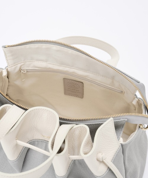 russet(ラシット)の「巾着デザイントートバッグ(SF-208)(トートバッグ・レディース・ベージュ/グレー/アイボリー・FREE)」の4枚目の写真