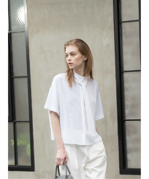 cloenc（クロエンス）の「◆2WAYショート丈タイ付きバンドカラーシャツ（シャツ/ブラウス・レディース・ホワイト/ネイビー・00）」の11枚目の写真