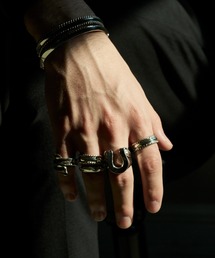 CRIMIE（クライミー）の「PYRAMID ROPE STUDS GUADALUPE SILVER