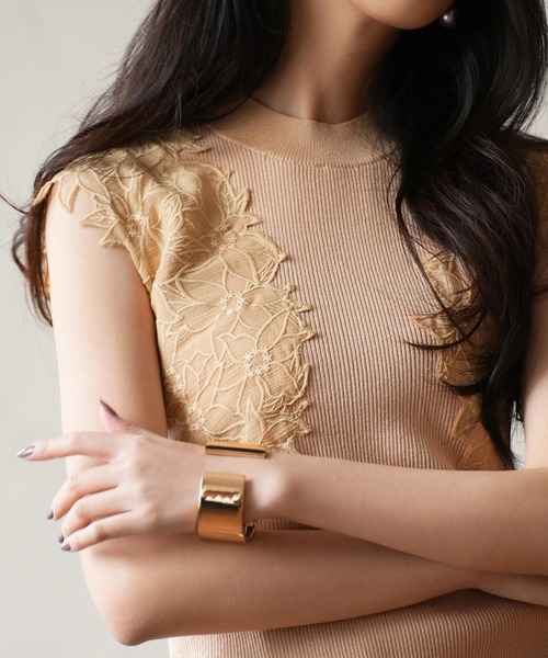 SAISON DE PAPILLON（セゾンドパピヨン）の「レースモチーフスリーブサマーリブニット（タンクトップ・レディース・ピンク/ベージュ/ライム/ブラック・S/M/L）」の8枚目の写真