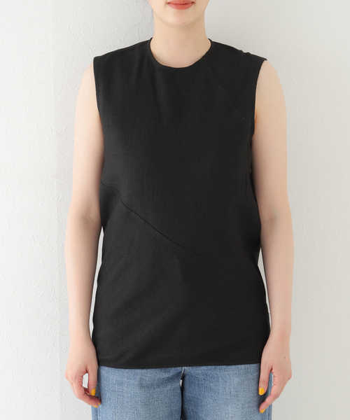 TOTEME(トーテム)の「【TOTEME/トーテム】 TWISTED SLEEVELESS TOP(シャツ/ブラウス・レディース・ブラック・FREE)」の3枚目の写真