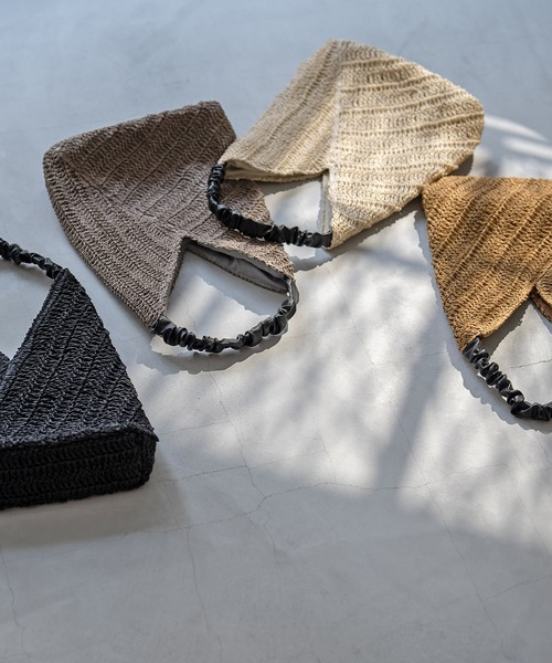 CACHELLIE（カシェリエ）の「garnea ガーネア（トートバッグ・レディース・ブラック/グレー/ライトベージュ/キャメル・FREE）」の5枚目の写真