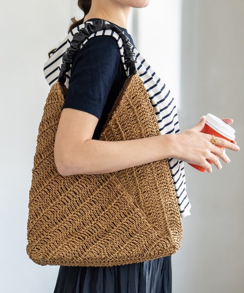 CACHELLIE（カシェリエ）の「garnea ガーネア（トートバッグ・レディース・ブラック/グレー/ライトベージュ/キャメル・FREE）」の13枚目の写真