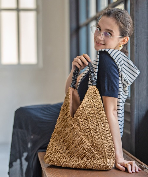 CACHELLIE（カシェリエ）の「garnea ガーネア（トートバッグ・レディース・ブラック/グレー/ライトベージュ/キャメル・FREE）」の17枚目の写真