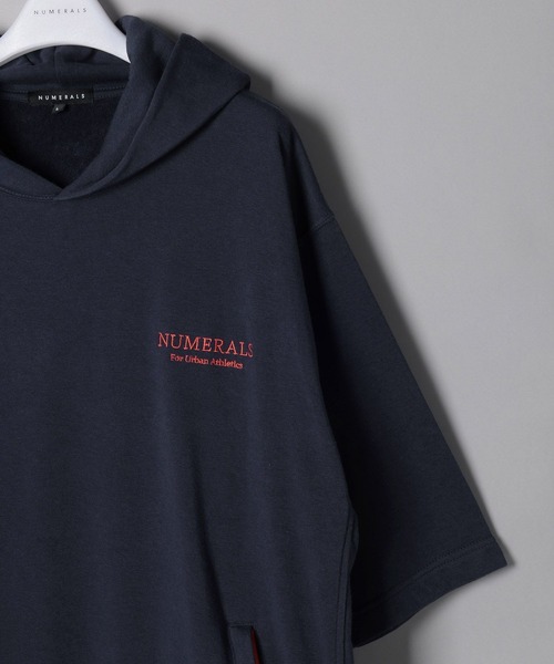 NUMERALS（ヌメラルズ）の「[NUMERALS]クラシックロゴスウェットパーカー（パーカー・メンズ・ネイビー/マスタード/グレー・MEDIUM/LARGE）」の13枚目の写真