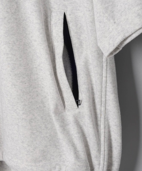 NUMERALS（ヌメラルズ）の「[NUMERALS]クラシックロゴスウェットパーカー（パーカー・メンズ・ネイビー/マスタード/グレー・MEDIUM/LARGE）」の21枚目の写真