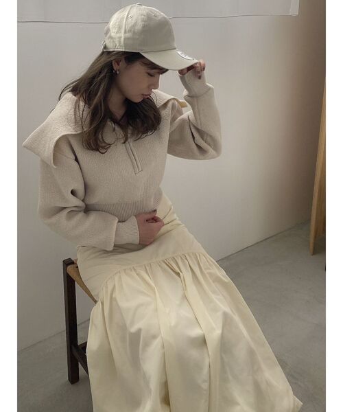 dazzlin（ダズリン）の「オーバーカラーZIPニットトップス（ニット/セーター・レディース・オフホワイト/チャコールグレー/ブルー・FREE）」の14枚目の写真