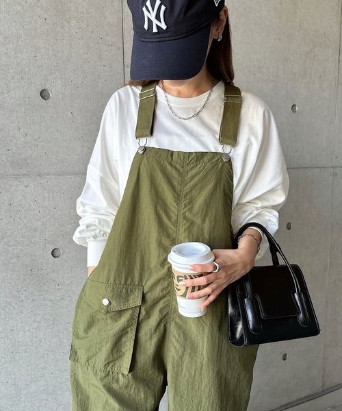 andme(アンドミー)の「2wayナイロンワークサロペット(サロペット/オーバーオール・レディース・ネイビー/ブラック/カーキ・M)」の17枚目の写真