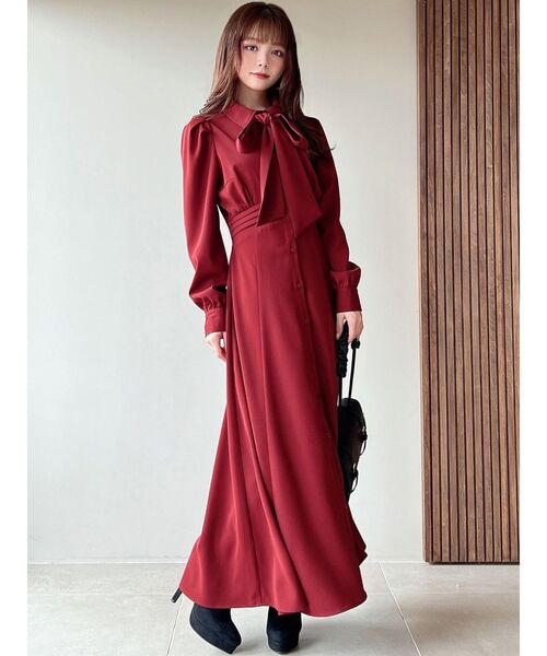 RESEXXY（リゼクシー）の「ウエストタックフレアシャツワンピース（シャツワンピース・レディース・レッド/ブラック/アイボリー・FREE）」の7枚目の写真