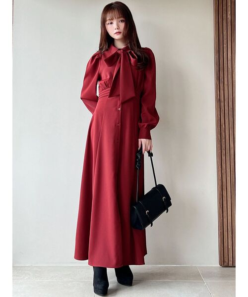 RESEXXY（リゼクシー）の「ウエストタックフレアシャツワンピース（シャツワンピース・レディース・レッド/ブラック/アイボリー・FREE）」の8枚目の写真