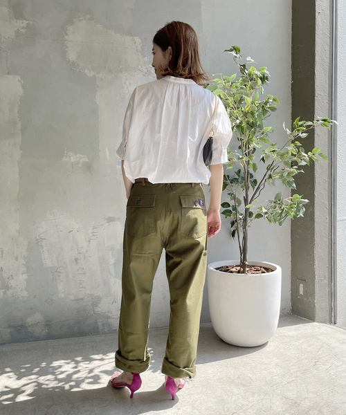 Spick & Span ◆ HERDMANS タックスリーブシャツ　ブラックA Spick & Span（スピックアンドスパン）の「≪WEB限定追加