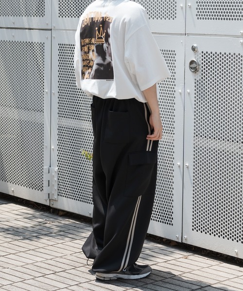 kutir(クティール)の「トラックラインカーゴパンツ(カーゴパンツ・メンズ・ブラック/ブラウン/ピンクベージュ・LARGE/SMALL/MEDIUM)」の14枚目の写真