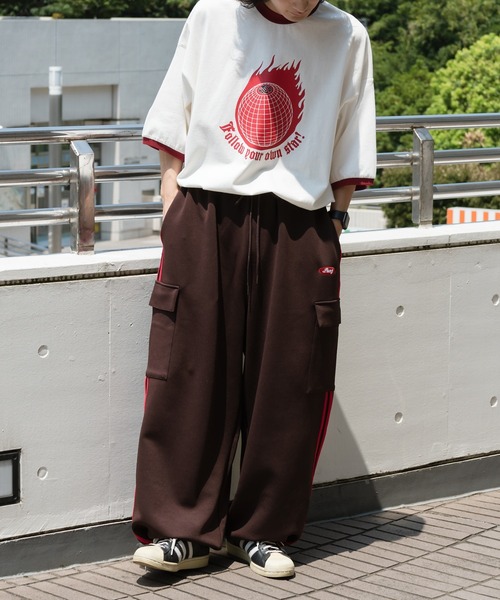 kutir(クティール)の「トラックラインカーゴパンツ(カーゴパンツ・メンズ・ブラック/ブラウン/ピンクベージュ・LARGE/SMALL/MEDIUM)」の21枚目の写真