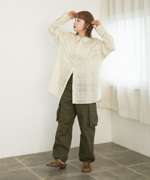 KBF（ケイビーエフ）の「シアーチェックBIGシャツ（シャツ/ブラウス・レディース・ネイビー/アイボリー/オレンジ系その他・ONE）」の12枚目の写真