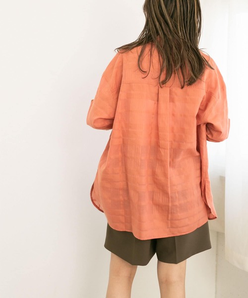 KBF（ケイビーエフ）の「シアーチェックBIGシャツ（シャツ/ブラウス・レディース・ネイビー/アイボリー/オレンジ系その他・ONE）」の17枚目の写真