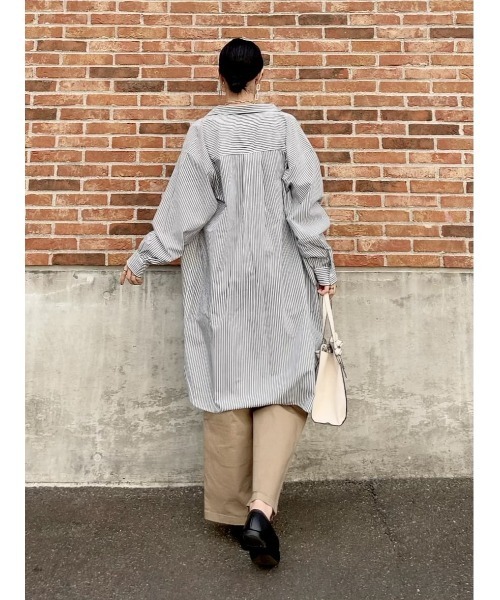 BACK NUMBER（バックナンバー）の「【BACK NUMBER】（Cafe Shirt）ストライプ長袖シャツワンピース（シャツワンピース・レディース・ホワイト×ネイビー/ホワイト×グレー・M/L）」の6枚目の写真