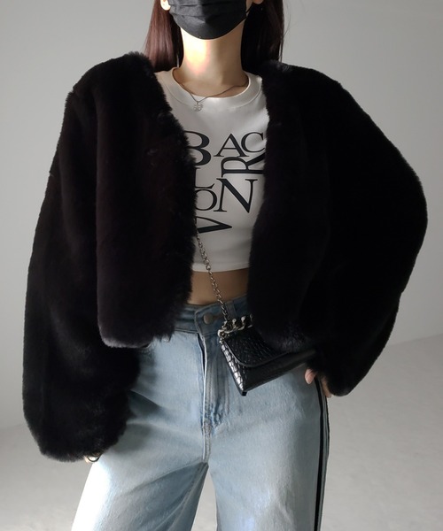 me+em select(ミームセレクト)の「※※【 3COLOR 】ノーカラーショートフェイクファージャケット(その他アウター・レディース・キャメル/ホワイト/ブラック・FREE)」の12枚目の写真