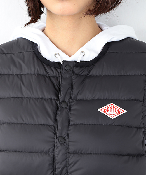 Ray BEAMS(レイビームス)の「DANTON / インナー ダウン ベスト(ダウンベスト・レディース・ブラック/グレー・36/34)」の17枚目の写真