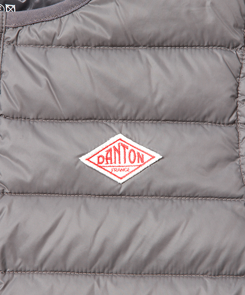 Ray BEAMS(レイビームス)の「DANTON / インナー ダウン ベスト(ダウンベスト・レディース・ブラック/グレー・36/34)」の10枚目の写真