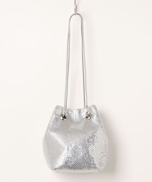 EDIT COLOGNE（エディットコロン）の「メタリック巾着バッグ（ショルダーバッグ・レディース・ブラック/ブラウン/シルバー・ﾌﾘ-）」の3枚目の写真