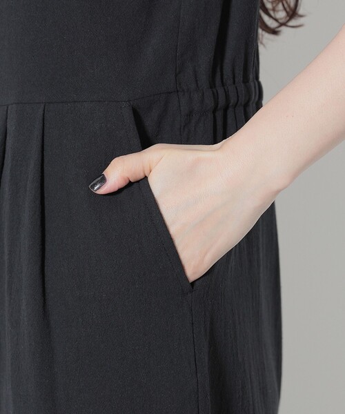 BEAMS HEART（ビームスハート）の「BEAMS HEART / バックギャザー オールインワン（つなぎ/オールインワン・レディース・ブルー系その他/ブラウン系その他4/ブラック・FREE）」の19枚目の写真