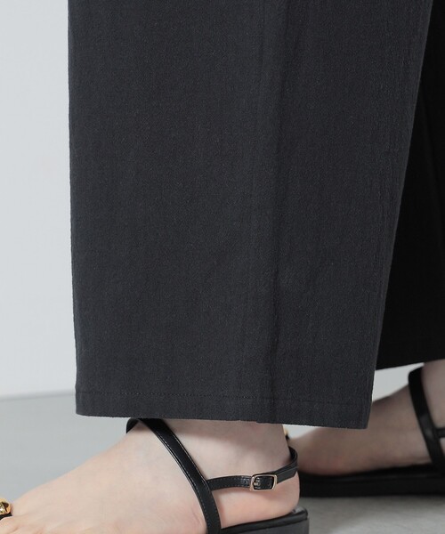 BEAMS HEART（ビームスハート）の「BEAMS HEART / バックギャザー オールインワン（つなぎ/オールインワン・レディース・ブルー系その他/ブラウン系その他4/ブラック・FREE）」の20枚目の写真