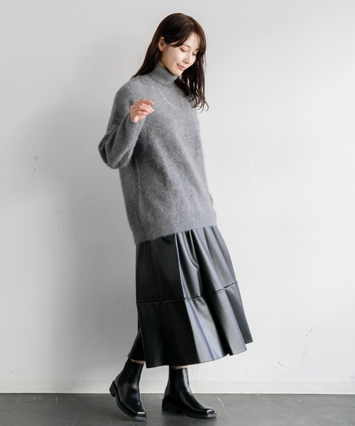 CASA FLINE（カーサフライン）の「CASA FLINE フォックスハイネックニットトップス（ニット/セーター・レディース・ベージュ/グレー/グリーン・FREE）」の16枚目の写真