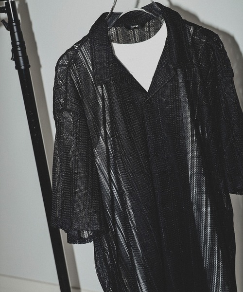 BEAMS（ビームス）の「BEAMS / メッシュ オープンカラーシャツ（シャツ/ブラウス・メンズ・ブラック/オフホワイト・L/M/S/XL）」の2枚目の写真