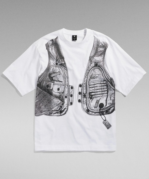 G-STAR（ジースター）の「ARCHIVE VEST BOXY T-SHIRT/ベストグラフィックロゴT（Tシャツ/カットソー・メンズ・ダークブラック/ホワイト・SMALL/MEDIUM/LARGE/X-LARGE/X-SMALL）」の6枚目の写真