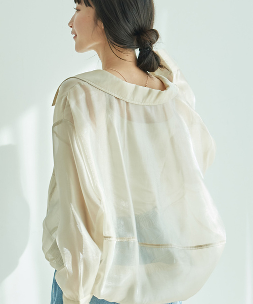 Jayro(ジャイロ)の「ポケ付開衿ブラウス(シャツ/ブラウス・レディース・チャコールグレー/オフホワイト/ベージュ・M)」の12枚目の写真