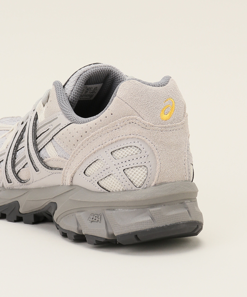 U by SPICK&SPAN(ユーバイスピックアンドスパン)の「【ASICS / アシックス】GEL-SONOMA15-50(グレー)(スニーカー・レディース・ライトグレー・25cm/24cm/23cm)」の12枚目の写真
