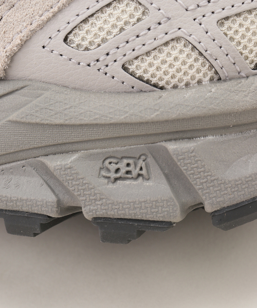 U by SPICK&SPAN(ユーバイスピックアンドスパン)の「【ASICS / アシックス】GEL-SONOMA15-50(グレー)(スニーカー・レディース・ライトグレー・25cm/24cm/23cm)」の4枚目の写真