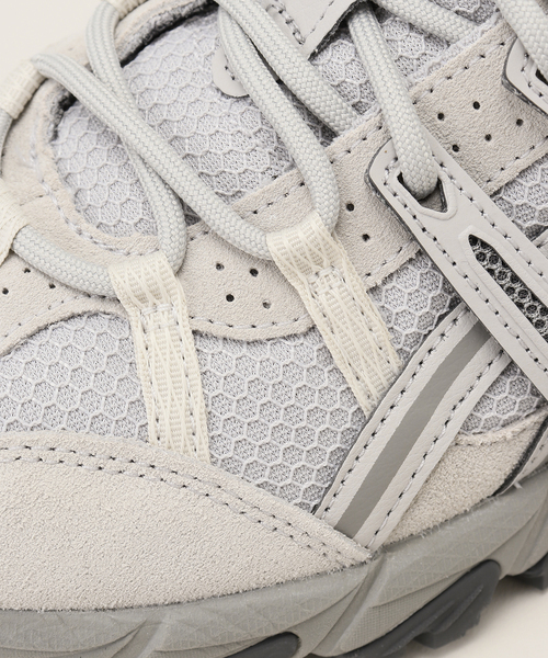 U by SPICK&SPAN(ユーバイスピックアンドスパン)の「【ASICS / アシックス】GEL-SONOMA15-50(グレー)(スニーカー・レディース・ライトグレー・25cm/24cm/23cm)」の7枚目の写真