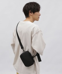 LAKOLE | スクエアボディBAG / 110615(ボディバッグ/ウエストポーチ)