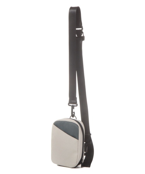 LAKOLE（ラコレ）の「スクエアボディBAG / 110615（ボディバッグ/ウエストポーチ・メンズ・ブラック/カーキ/ベージュ・FREE）」の13枚目の写真